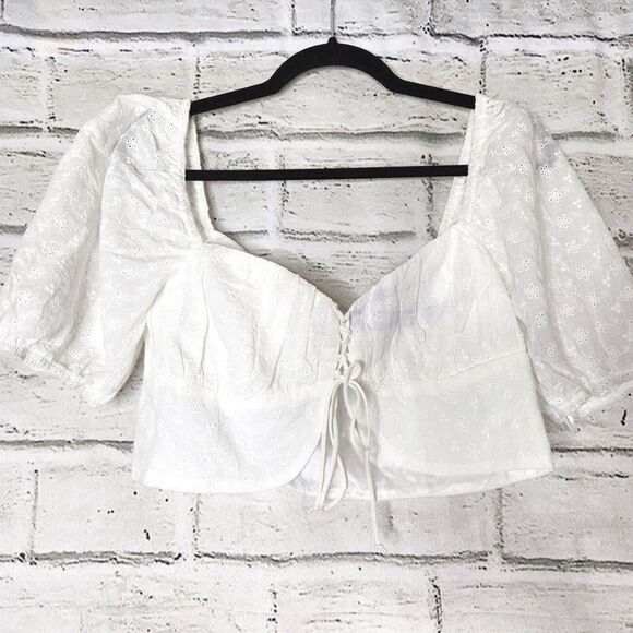 Blanc White Puffy Short-Sleeved Lace-up Cropped Blouse Womens Size Large Eyelet - Picture 2 of 8